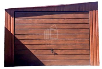 Blechgarage 3,5x5m  Schwingtor - Holzopitk - Dach mit seitlicher Neigung GP89